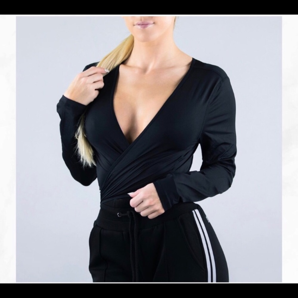 BuffBunny Long Sleeve Wraparound Crop Top